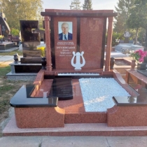 Фото индивидуального памятника. Заказать индивидуальный памятник - можно с сайта: https://www.grand-ritual.kiev.ua