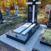 Цена индивидуального памятника - согласно проекта.