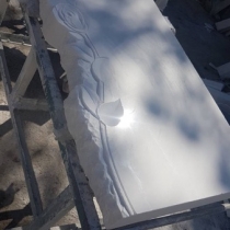 Виробництво хрестів з мармуру в Києві. Розміри - згідно проекта памʼятника.