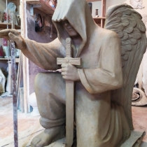 Фигура ангела на заказ, высота скульптуры 120 см.