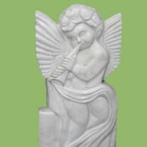 Памятник с барельефом ангела. Размеры барельефа ангела: 85 х 43 х 10 см, цена барельефа ангела $ 2 тыс. Фото ангела на складе.