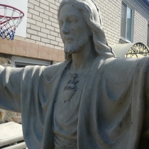 Каталог скульптуры: религиозная скульптура Иисуса Христа. Большой выбор скульптуры из каталога.  
