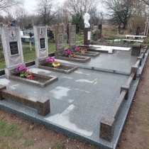 Заказать бюст на колонне в Киеве сегодня.