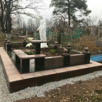 Фото ритуальной скульптуры. Общая высота статуи для памятника - 240 см.