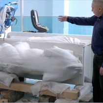 Фото скульптуры льва. Мраморная скульптура льва, размером 2м. Производство скульптуры станком ЧПУ в Киеве.