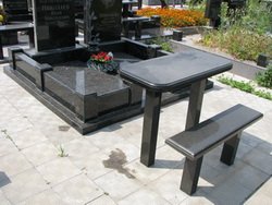 Цоколь из гранита